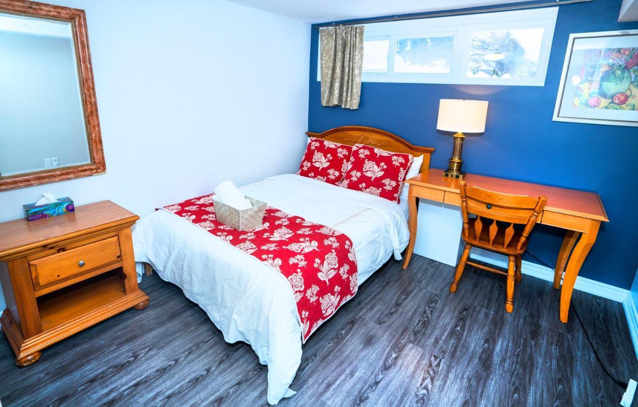 הוילה טורונטו Cozy 3Br 2Bth Lower Unit, A Min To Hwy401, 404 & Dvp מראה חיצוני תמונה