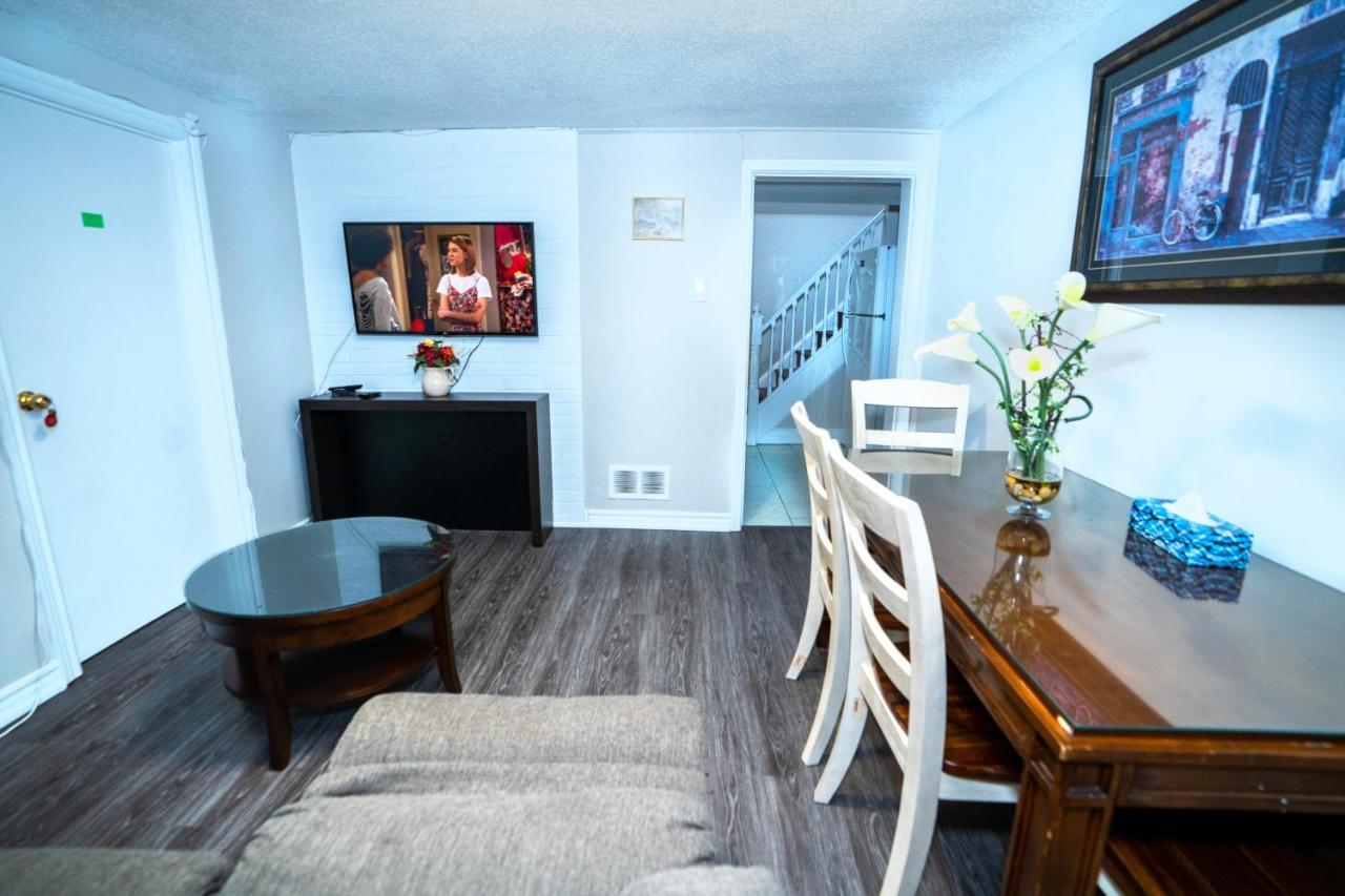 הוילה טורונטו Cozy 3Br 2Bth Lower Unit, A Min To Hwy401, 404 & Dvp מראה חיצוני תמונה