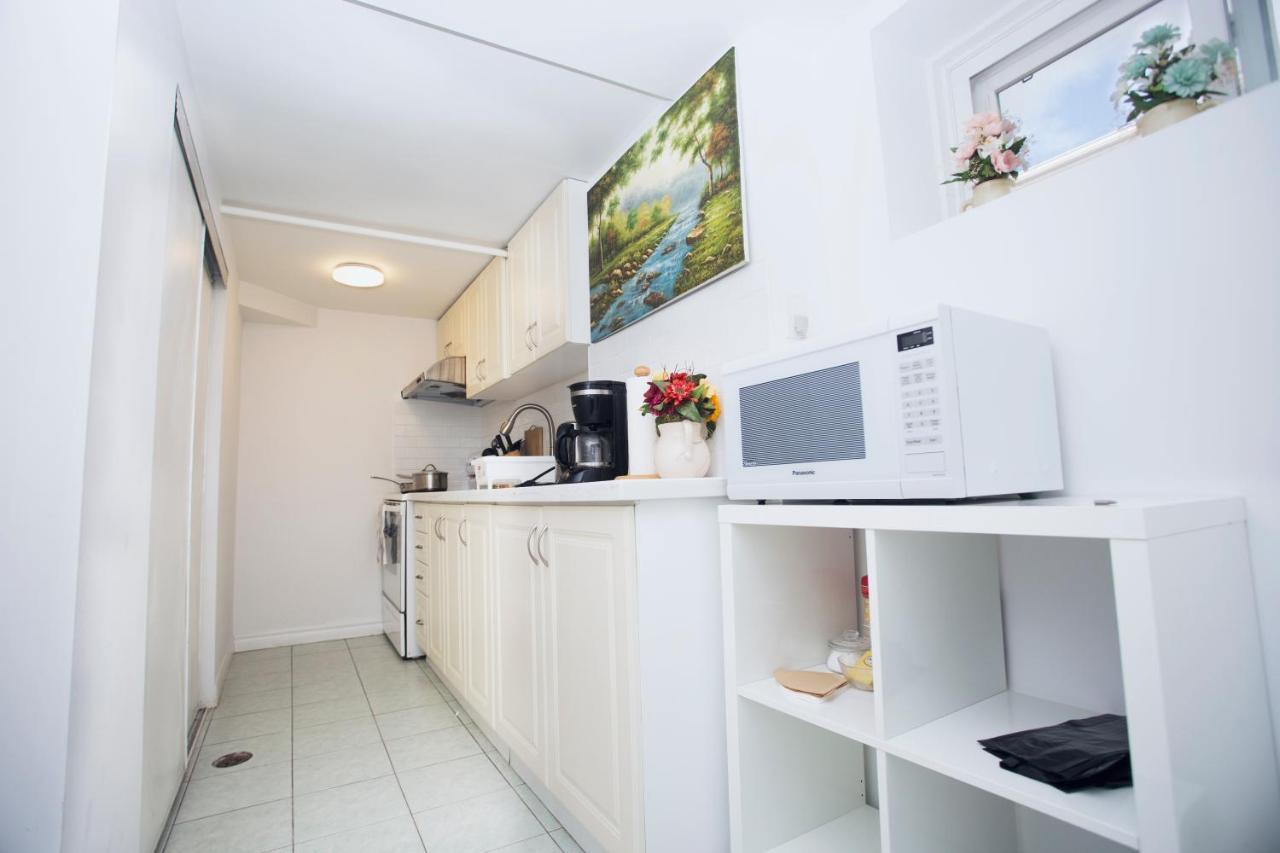 הוילה טורונטו Cozy 3Br 2Bth Lower Unit, A Min To Hwy401, 404 & Dvp מראה חיצוני תמונה